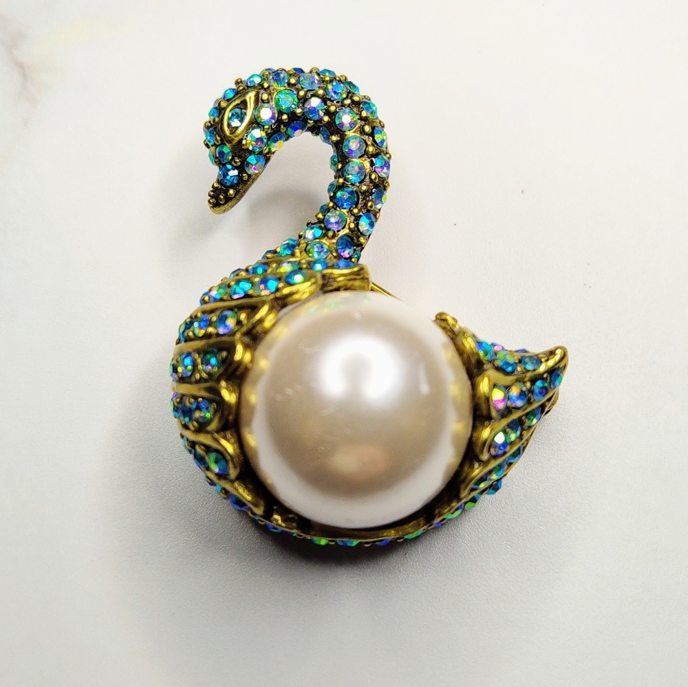 Heidi Daus Vintage Swan Brooch